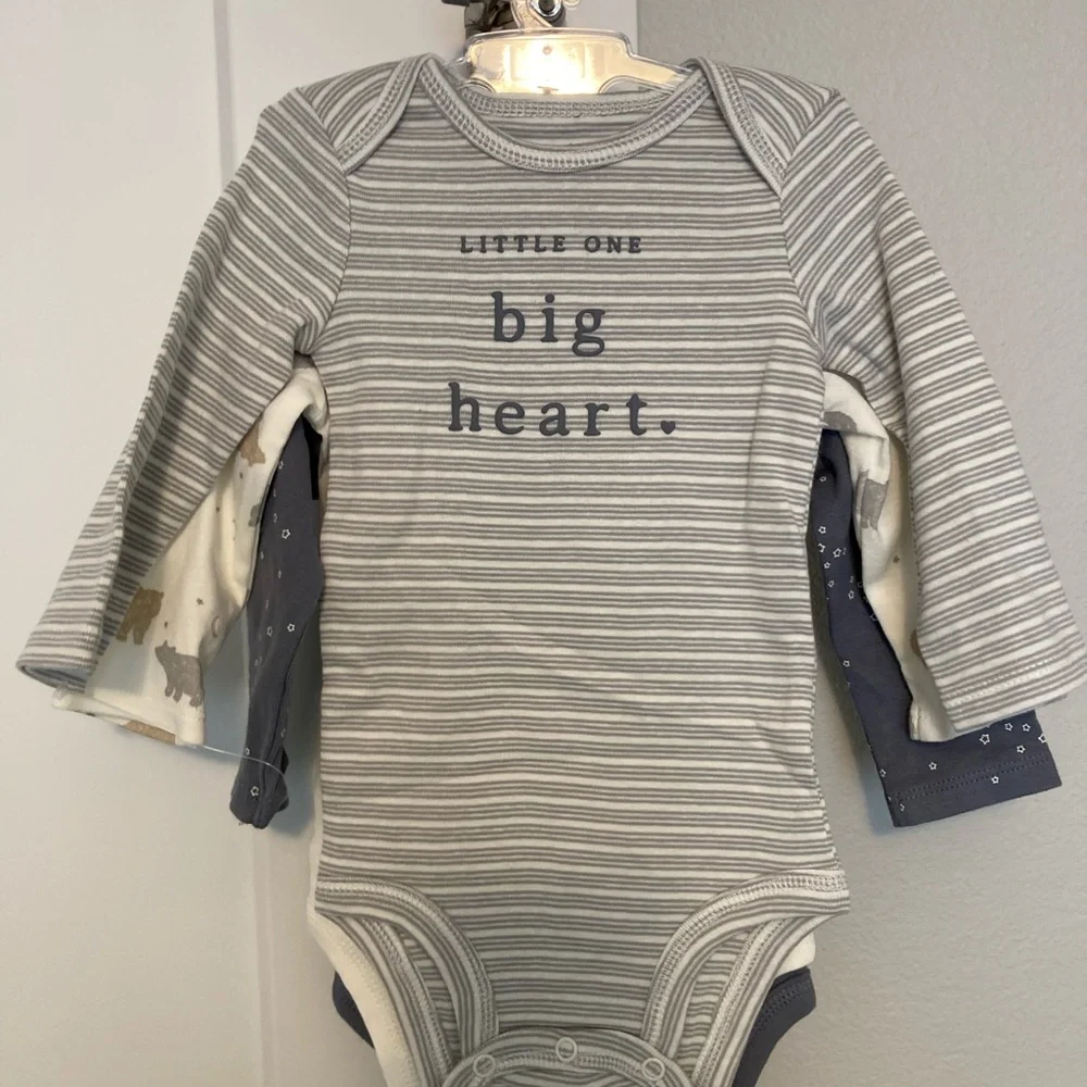 Carter’s 6M Bodysuits